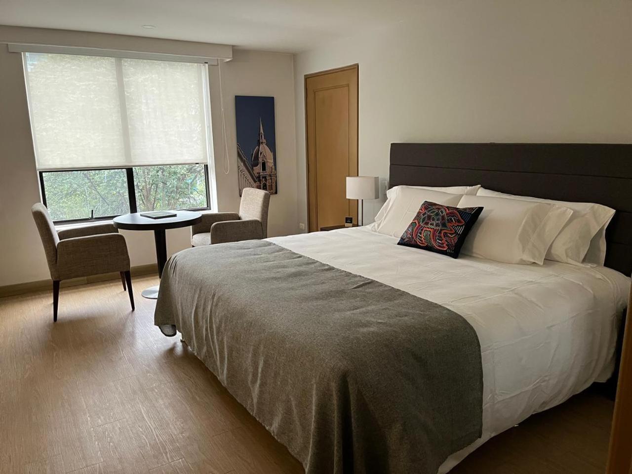 בוגוטה Hotel Parque 97 Suites מראה חיצוני תמונה