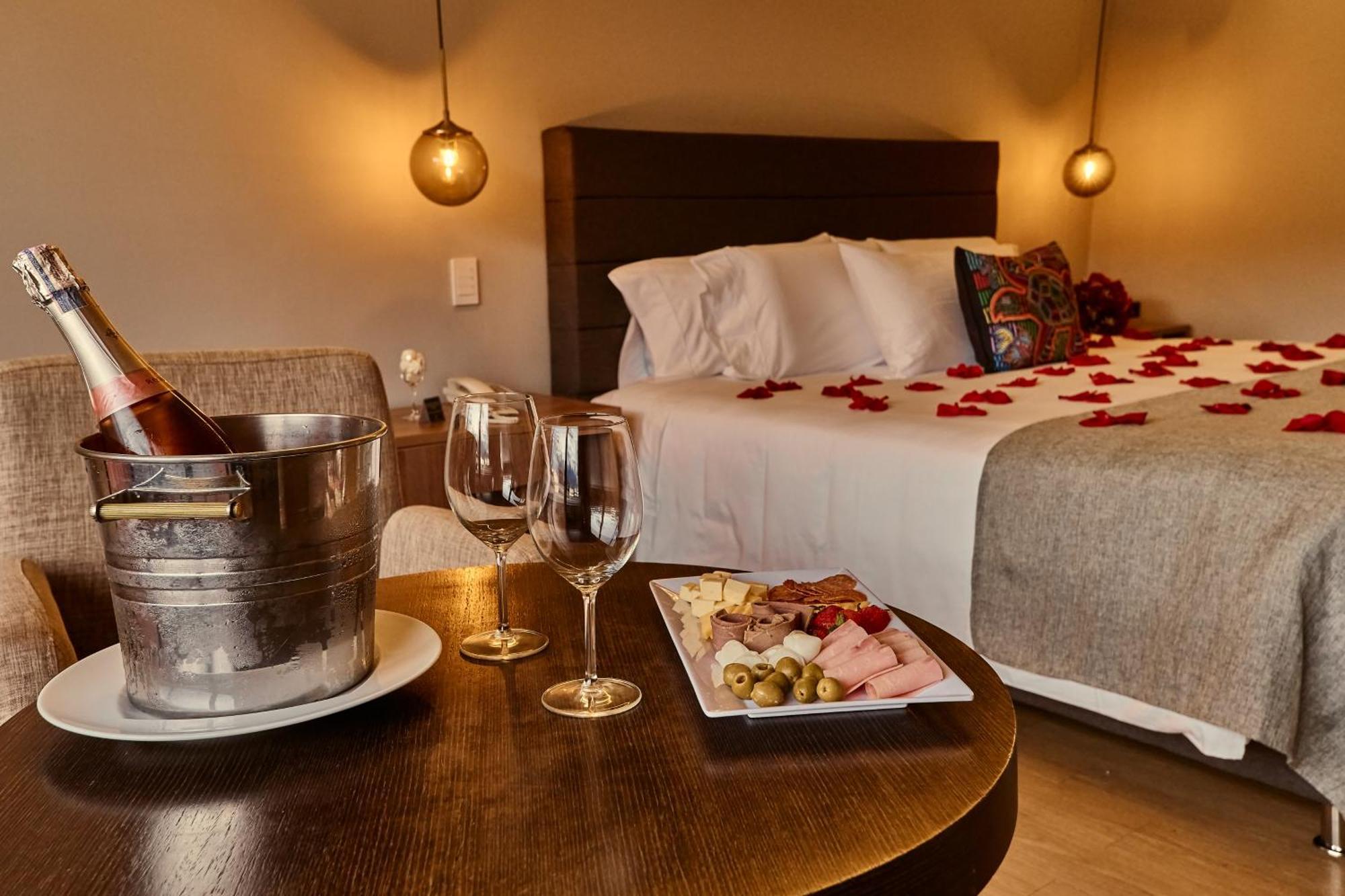בוגוטה Hotel Parque 97 Suites מראה חיצוני תמונה